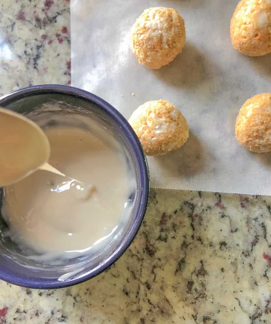 lemon glaze in a bowl