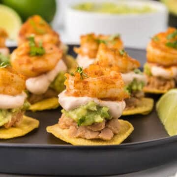 Easy mexican tostadas appetizer with shrimp.