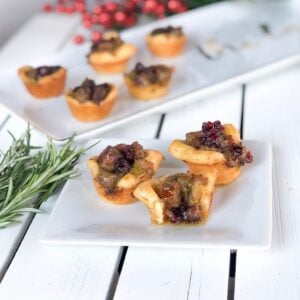 sausage stuffed biscuit cups