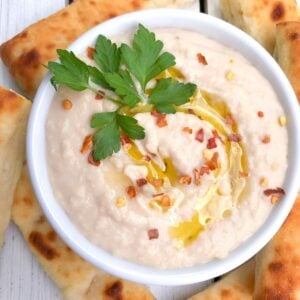 Cannellini bean dip in a bowl.