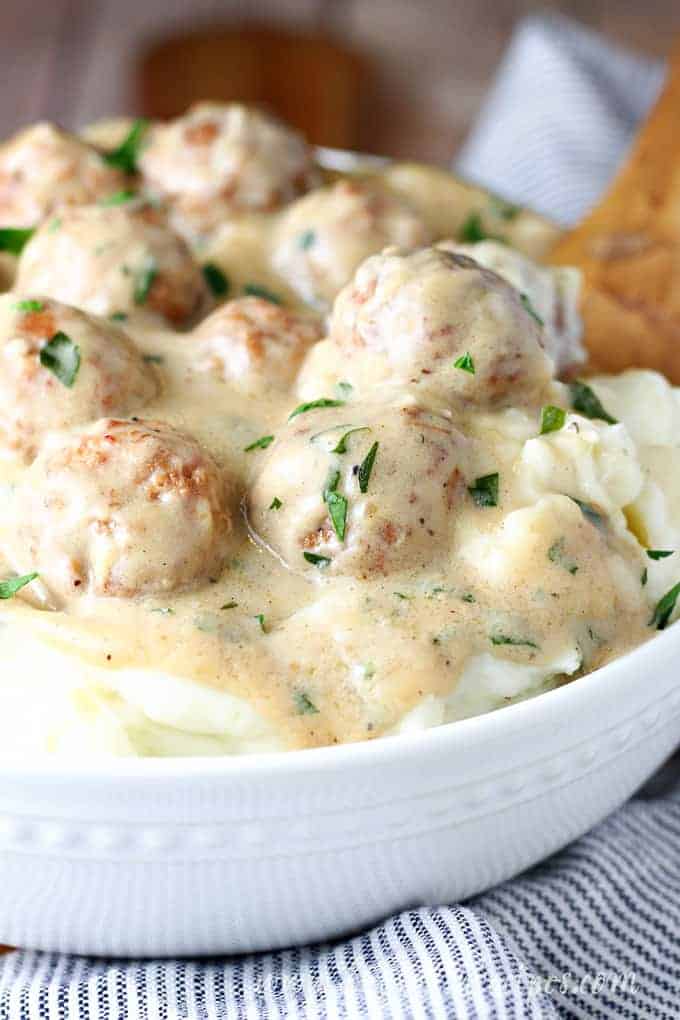 Slow cooker swedish meatballs!