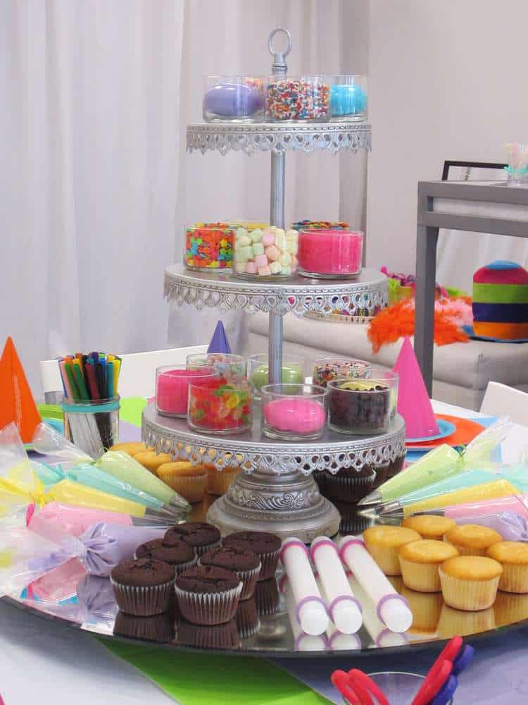 cupcake bar.