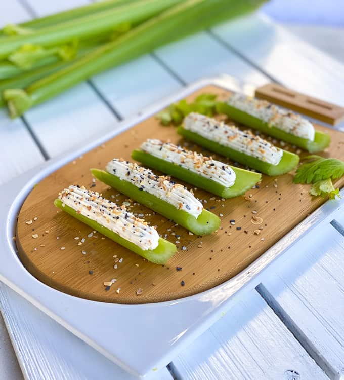 celery sticks with cream cheese and everything bagel seasoning