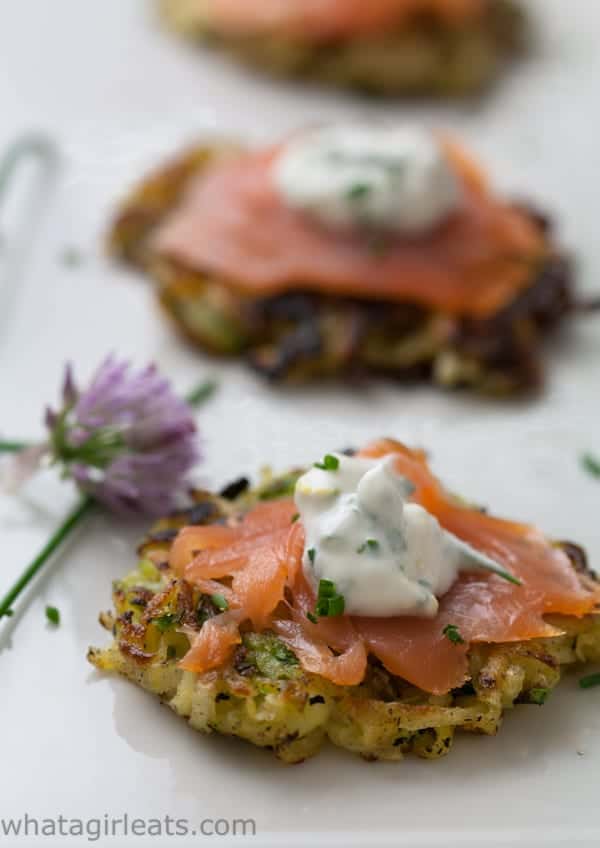 veggies pancakes appetizer with sour cream and salmon