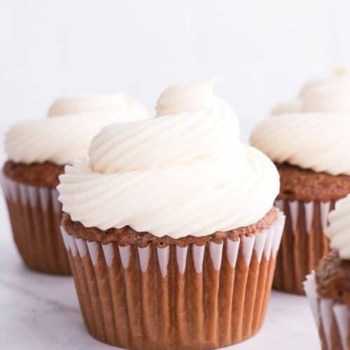 vanilla cupcakes without icing