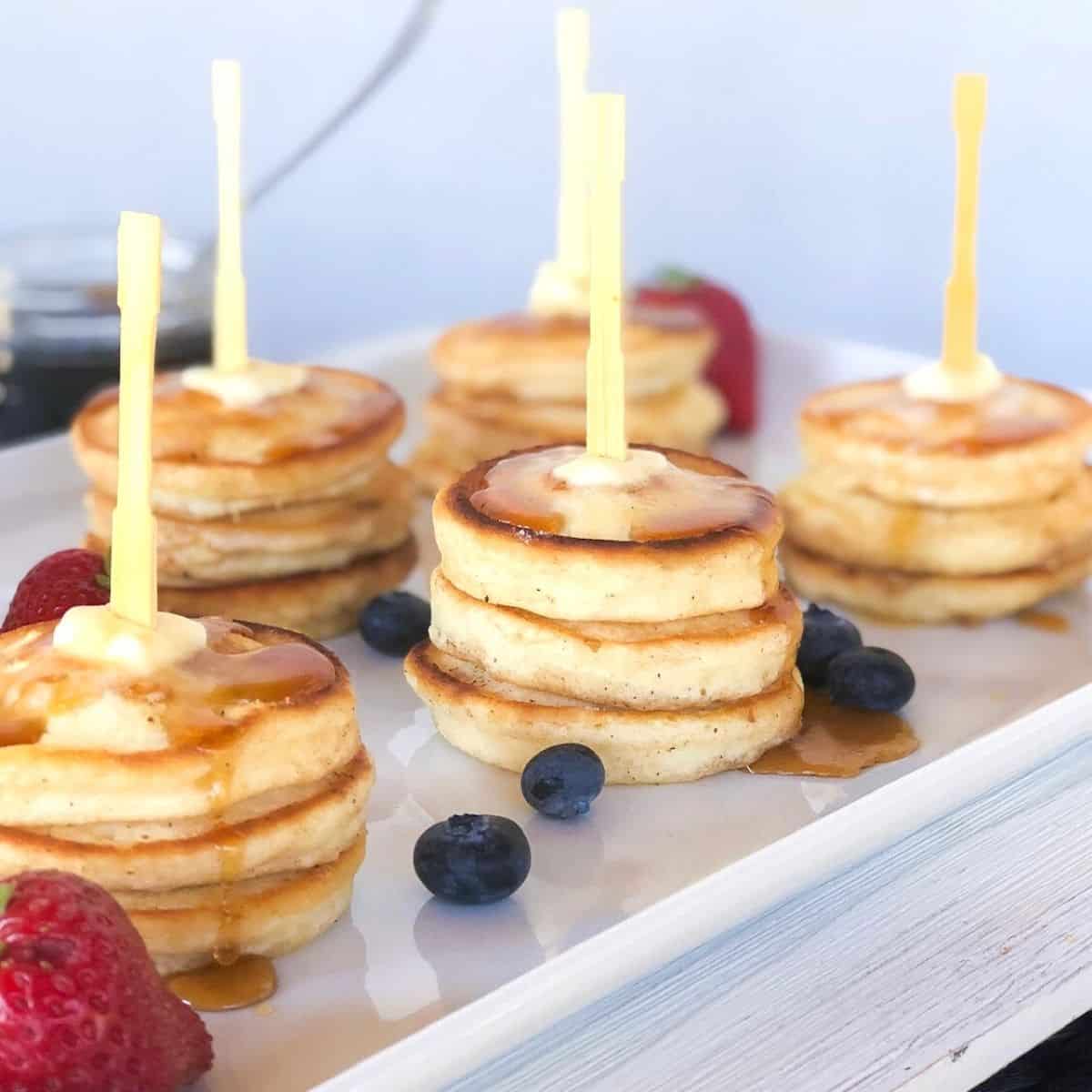 Thick and Fluffy Silver Dollar Pancakes (Mini)-image