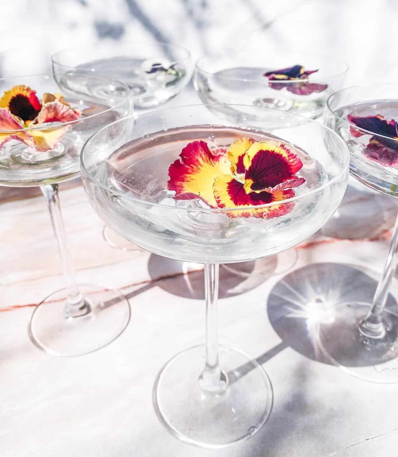 How to Use Edible Flowers in Cocktails — Wine Mine