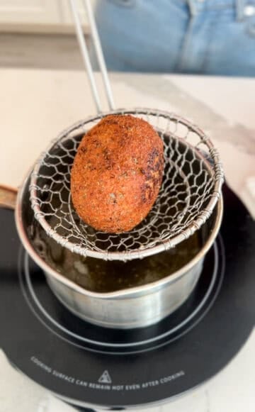 Fried burrata ball.
